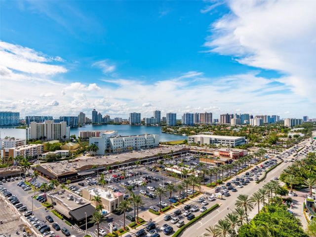 Apartment for sale  Unit #1416-1417-1418 - photo 6245286