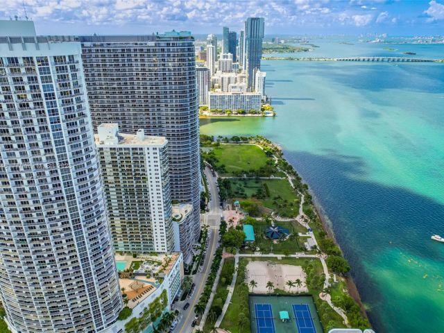 Apartment for sale  Unit #1204 - photo 6242183