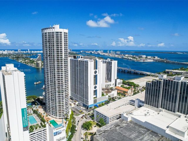 Apartment for sale  Unit #1204 - photo 6242185