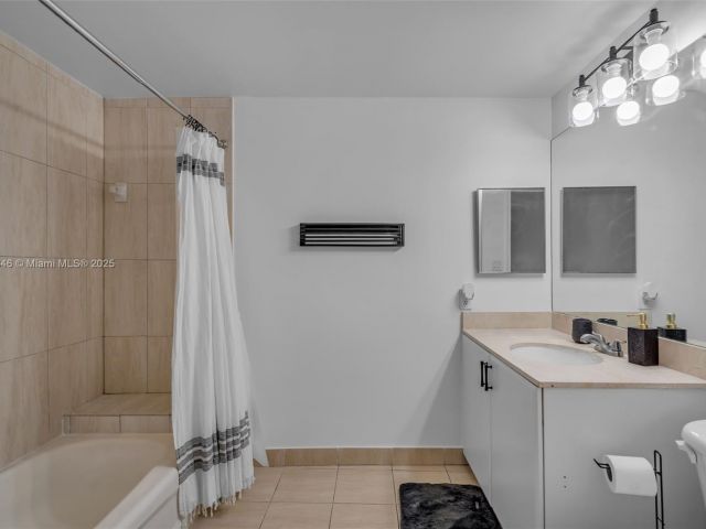 Apartment for sale  Unit #1204 - photo 6242196