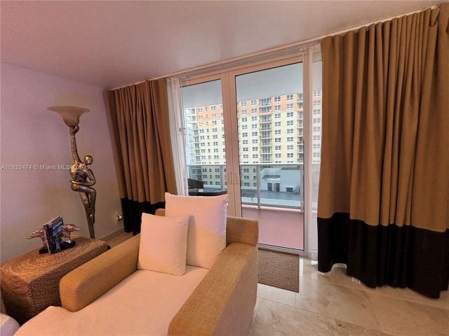 1-bedroom condo for rent in Hallandale Beach - 3140 S Ocean Dr 1207 - MondialRealty