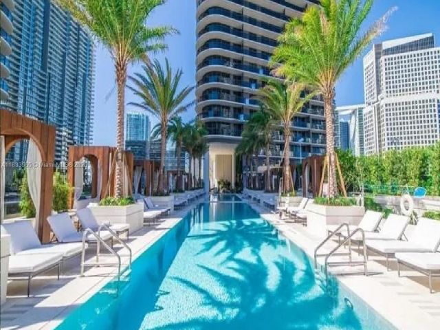 Apartment for sale  Unit #4204 - photo 6258091