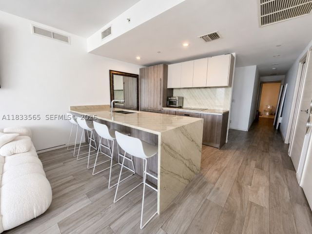 3-bedroom condo for sale in Miami - 801 S Miami Ave 4204 - MondialRealty