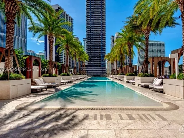 3-bedroom condo for sale in Miami - 801 S Miami Ave 4204 - MondialRealty