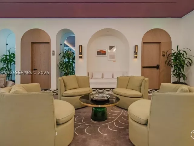 3-bedroom condo for sale in Miami - 801 S Miami Ave 4204 - MondialRealty