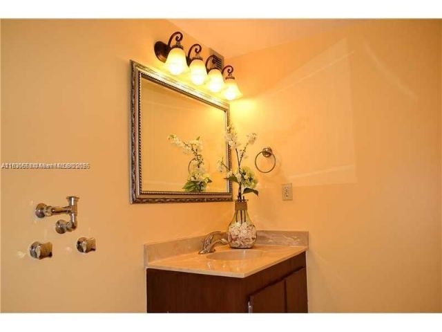 Apartment for rent  Unit #1919 - photo 6256476