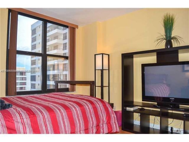 Apartment for rent  Unit #1919 - photo 6256479