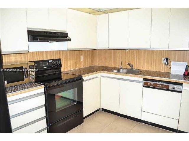 Apartment for rent  Unit #1919 - photo 6256484