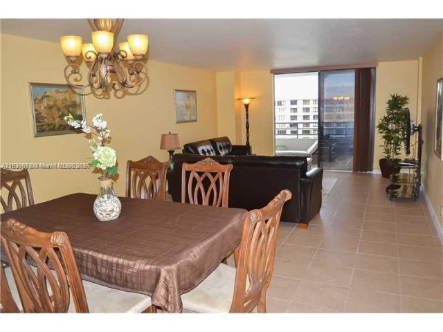 Apartment for rent  Unit #1919 - photo 6256486