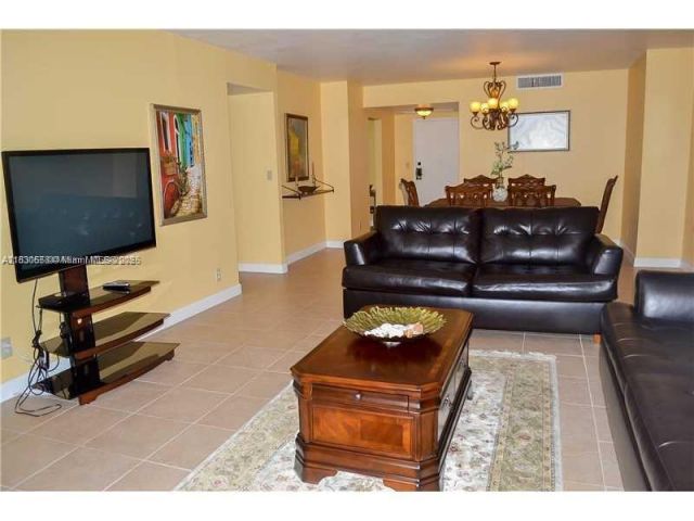 Apartment for rent  Unit #1919 - photo 6256487