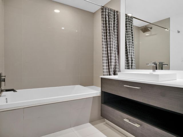 Apartment for sale  Unit #3504 - photo 6243628