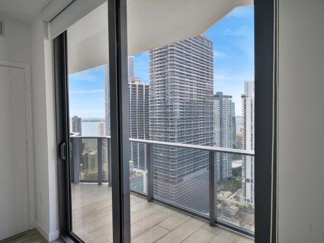 Apartment for sale  Unit #3504 - photo 6243634