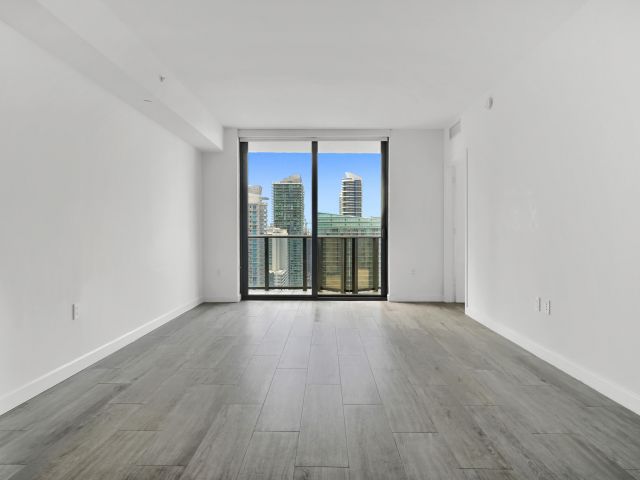 Apartment for sale  Unit #3504 - photo 6243635