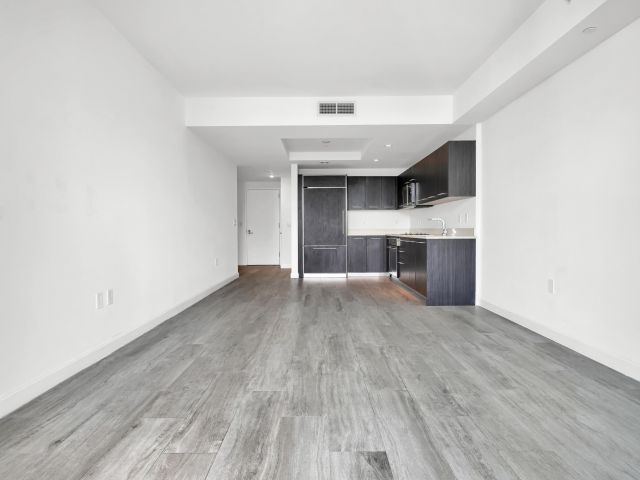 Apartment for sale  Unit #3504 - photo 6243637