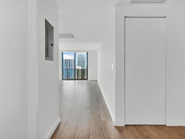 Apartment for sale  Unit #3504 - photo 6243646