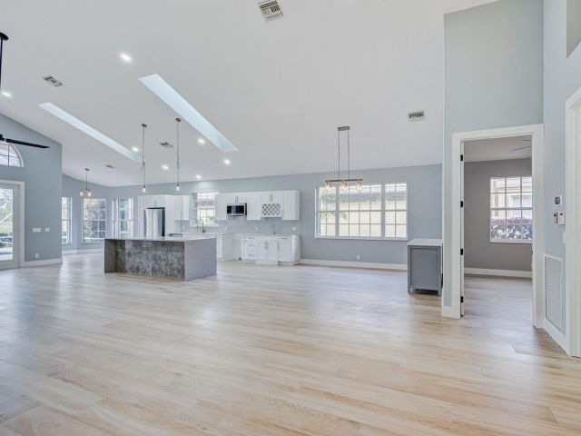 Home for rent at 8300 Bob O Link Drive - photo 6242148