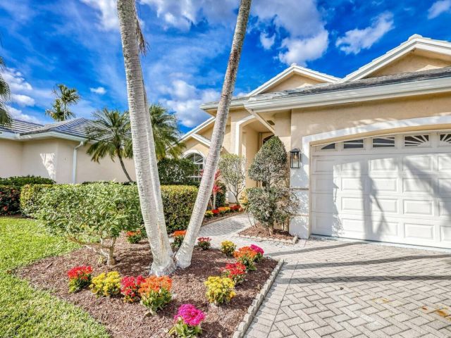 Home for rent at 8300 Bob O Link Drive - photo 6242161