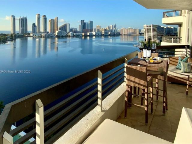 Apartment for rent  Unit #1714 - photo 6240843