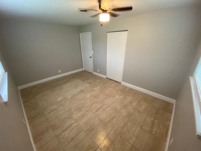 Home for rent at 811 SW 12 Court - photo 6242095