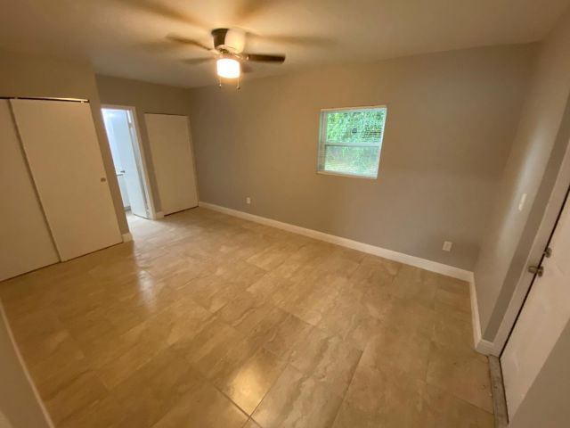 Home for rent at 811 SW 12 Court - photo 6242097