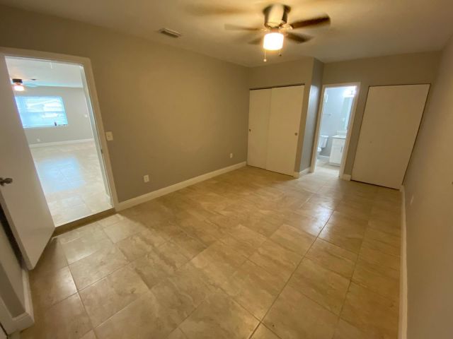 Home for rent at 811 SW 12 Court - photo 6242099