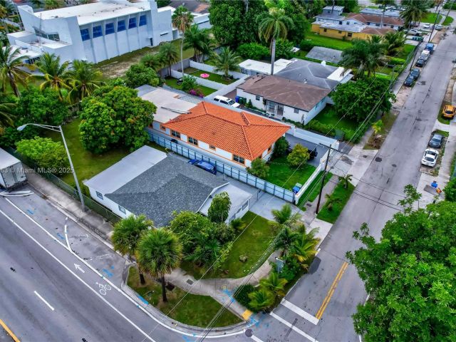 Home for sale at 8224 NW 1st Pl - photo 6253828