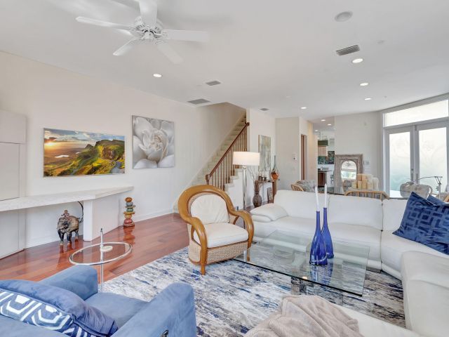 Home for rent at 2115 S Ocean Boulevard 14 - photo 6252826