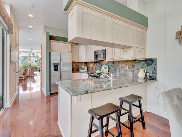 Home for rent at 2115 S Ocean Boulevard 14 - photo 6676882