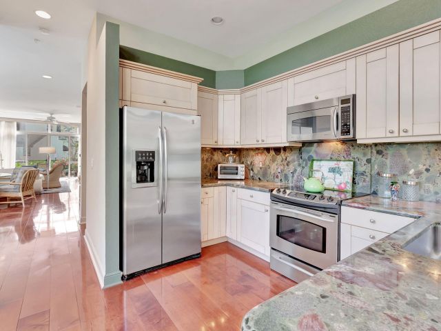 Home for rent at 2115 S Ocean Boulevard 14 - photo 6676883