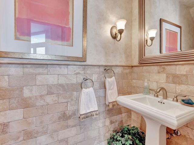 Home for rent at 2115 S Ocean Boulevard 14 - photo 6676884