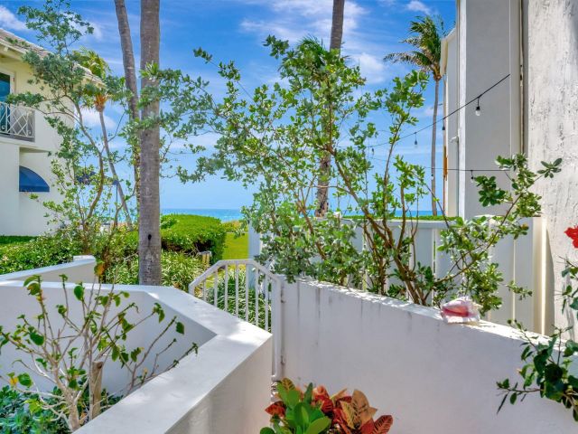 Home for rent at 2115 S Ocean Boulevard 14 - photo 6676886