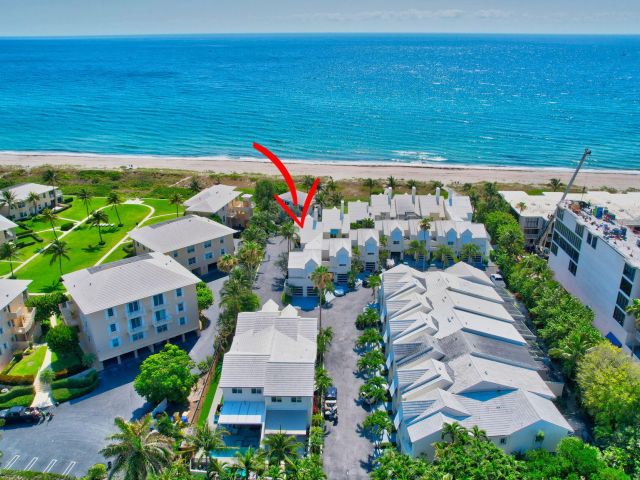 Home for rent at 2115 S Ocean Boulevard 14 - photo 6677137