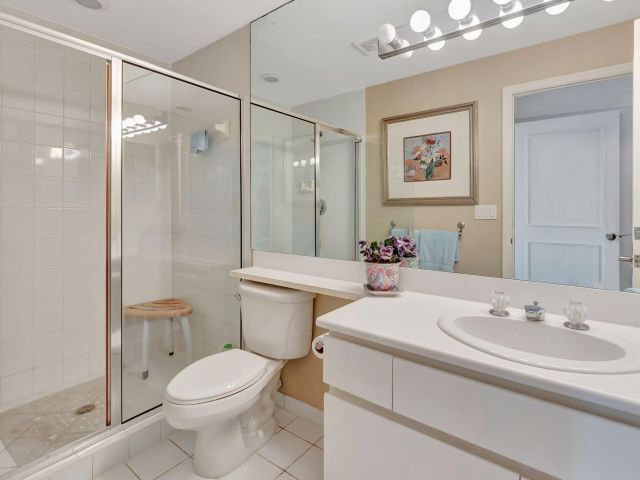 Home for rent at 2115 S Ocean Boulevard 14 - photo 6677138