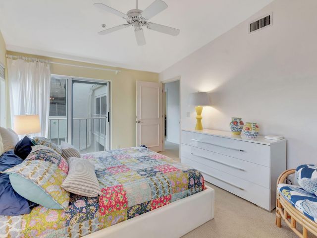 Home for rent at 2115 S Ocean Boulevard 14 - photo 6677139