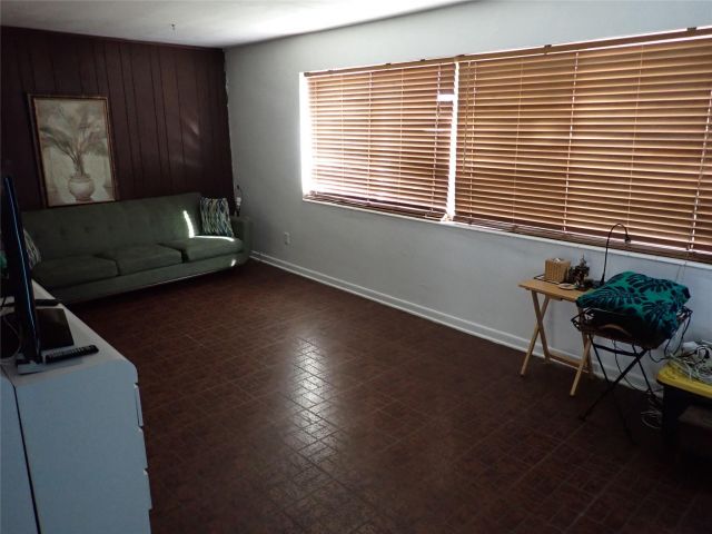 Home for sale at 8501 NW 19th St - photo 6247165