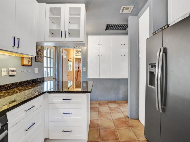 Home for sale at 1340 Jackson St - photo 6266157