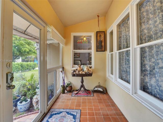 Home for sale at 1340 Jackson St - photo 6266167