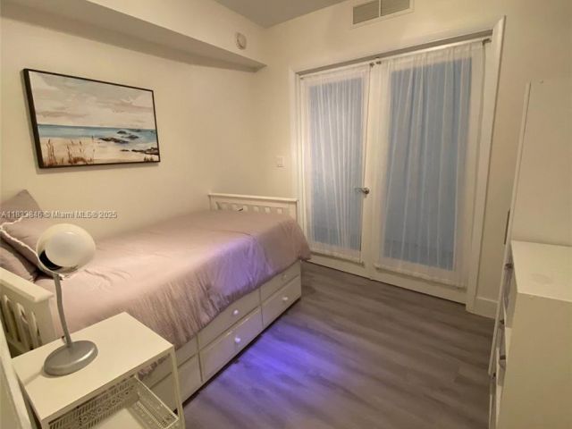 Apartment for rent  Unit #1409 - photo 6245760