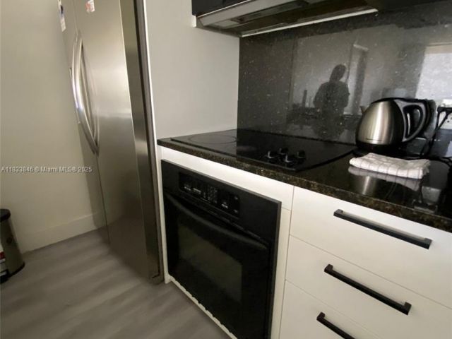 Apartment for rent  Unit #1409 - photo 6245772