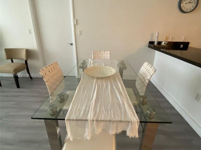 Apartment for rent  Unit #1409 - photo 6245777