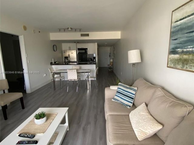 Apartment for rent  Unit #1409 - photo 6245778