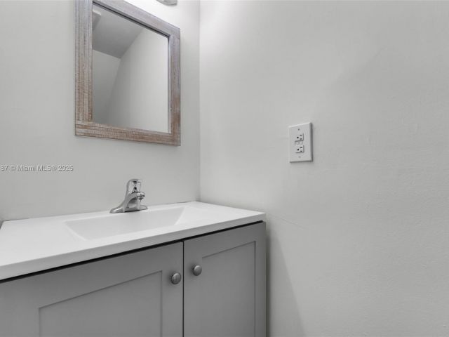 Home for sale at 6514 SW 128th Pl 6514 - photo 6268911