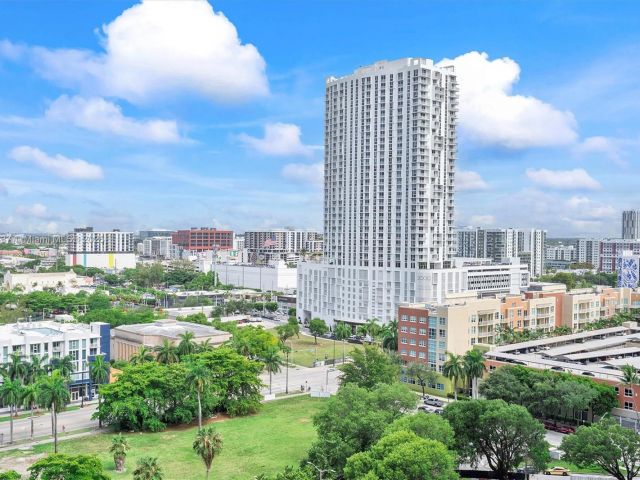 Apartment for sale  Unit #1503 - photo 6283097