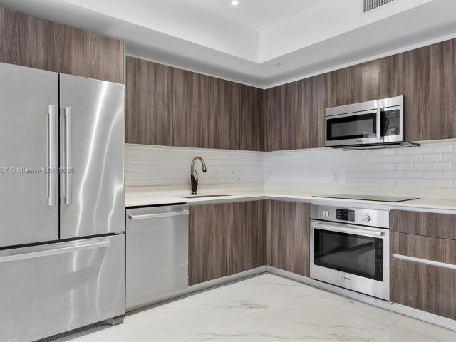 Apartment for sale  Unit #1503 - photo 6283107