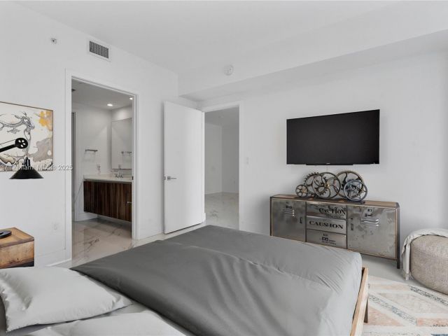 Apartment for sale  Unit #1503 - photo 6283108