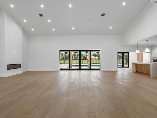 Home for sale at 7536 Fenwick Place - photo 6251734