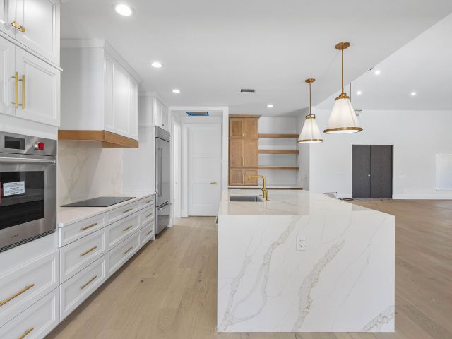 Home for sale at 7536 Fenwick Place - photo 6251735