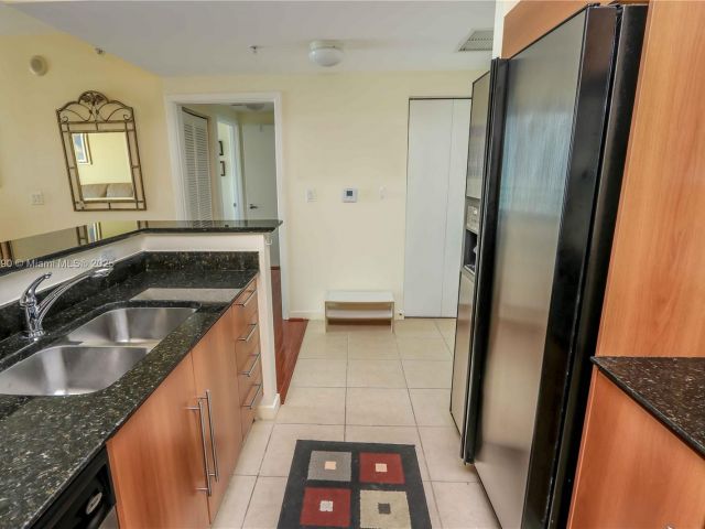Apartment for sale  Unit #3918 - photo 6264033