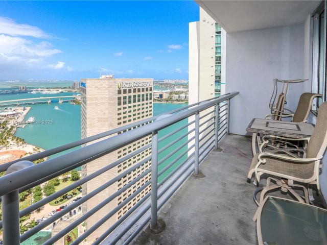 Apartment for sale  Unit #3918 - photo 6264044