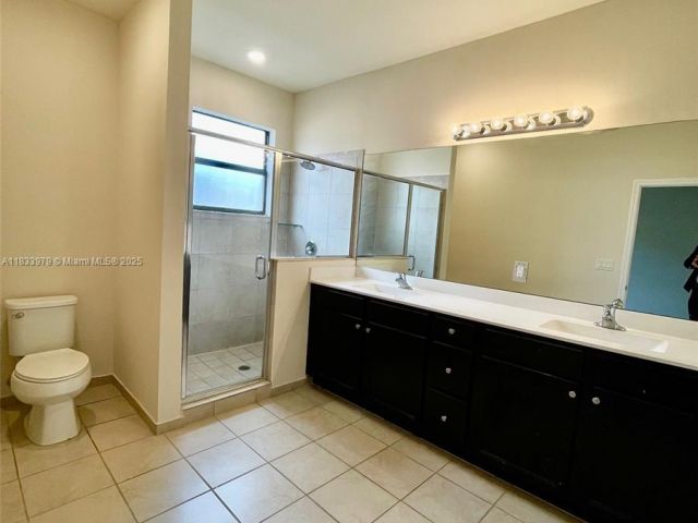 Home for rent at 146 SE 34th Ter 146 - photo 6243546